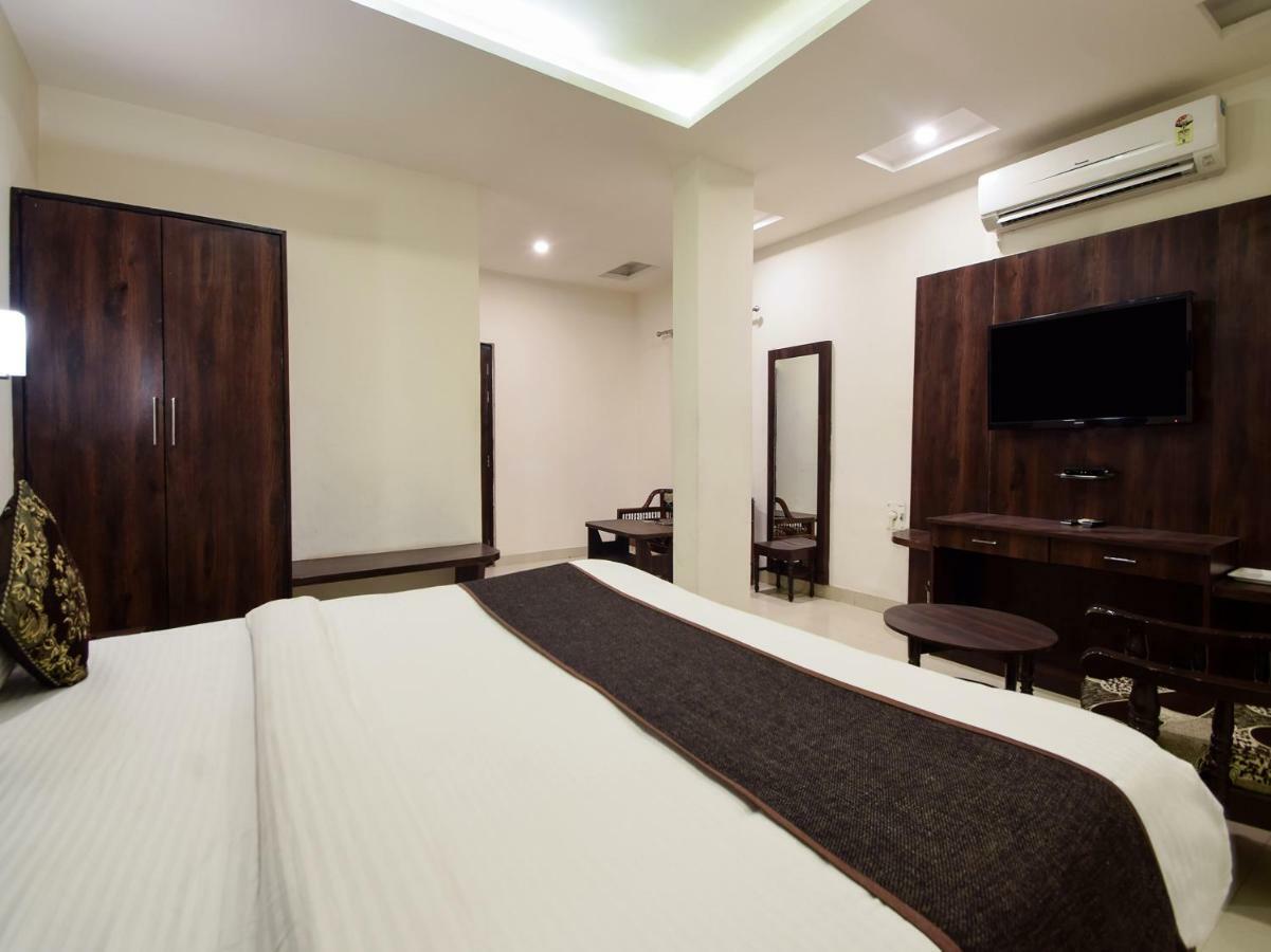 Hotel Krishna Palace Ουνταϊπούρ Εξωτερικό φωτογραφία
